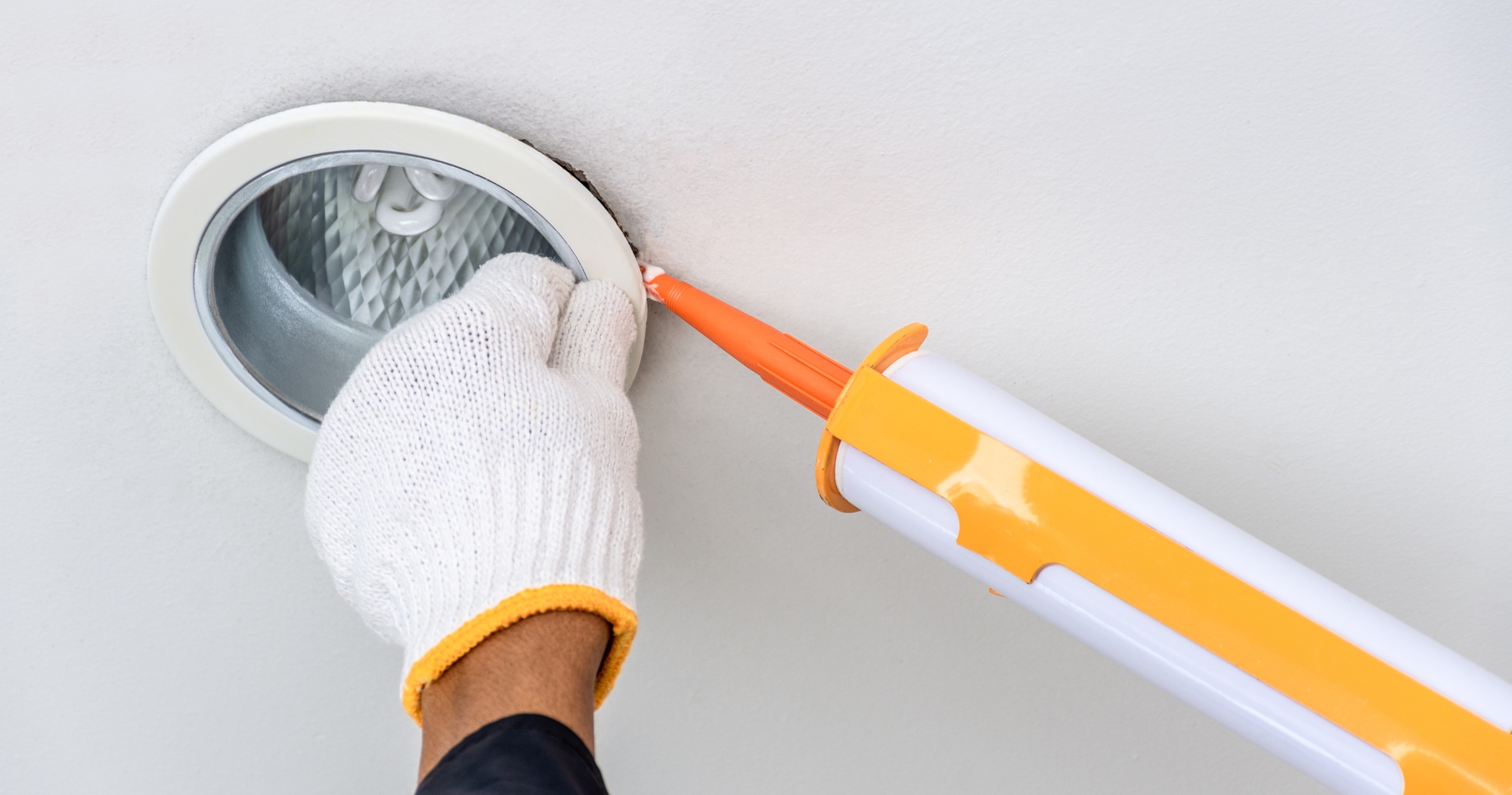 Практические сложности при заделке швов силиконовым герметиком: анализ ошибок и поиск решений